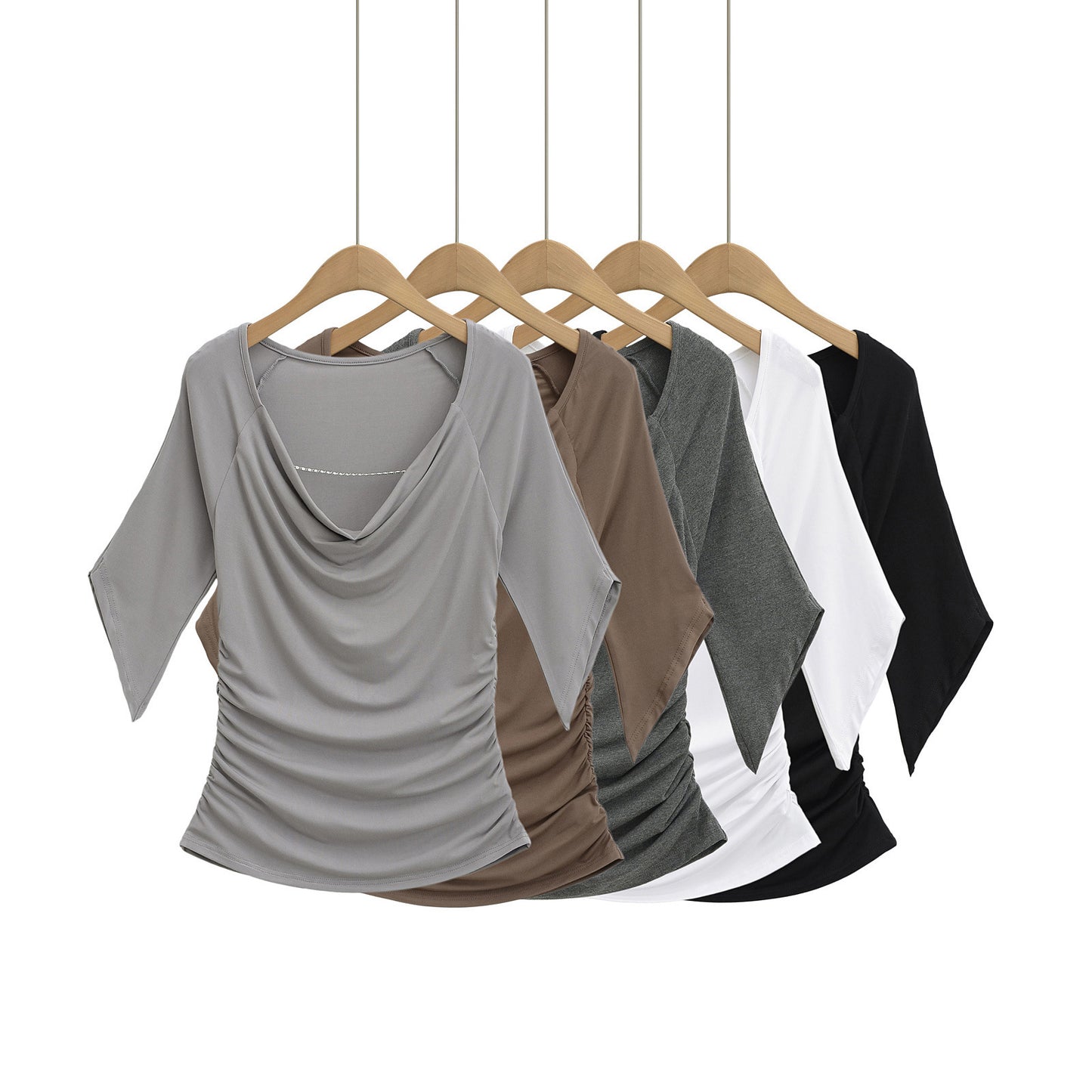 Dame drapeetop med blød V-udskæring og elegant rynkning Stilla