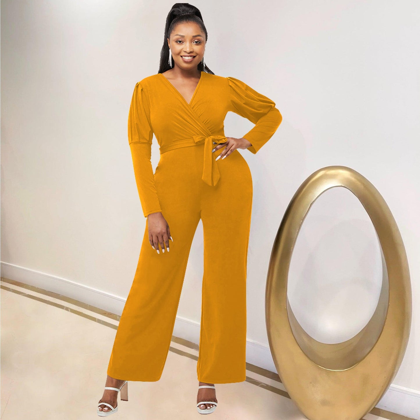 Stilla | Elegant Langærmet V-hals Bælte Jumpsuit