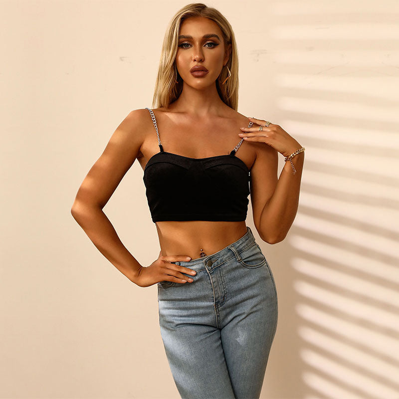 Dame Cropped Top med dekorative kædetrækkere og figursyet snit Stilla