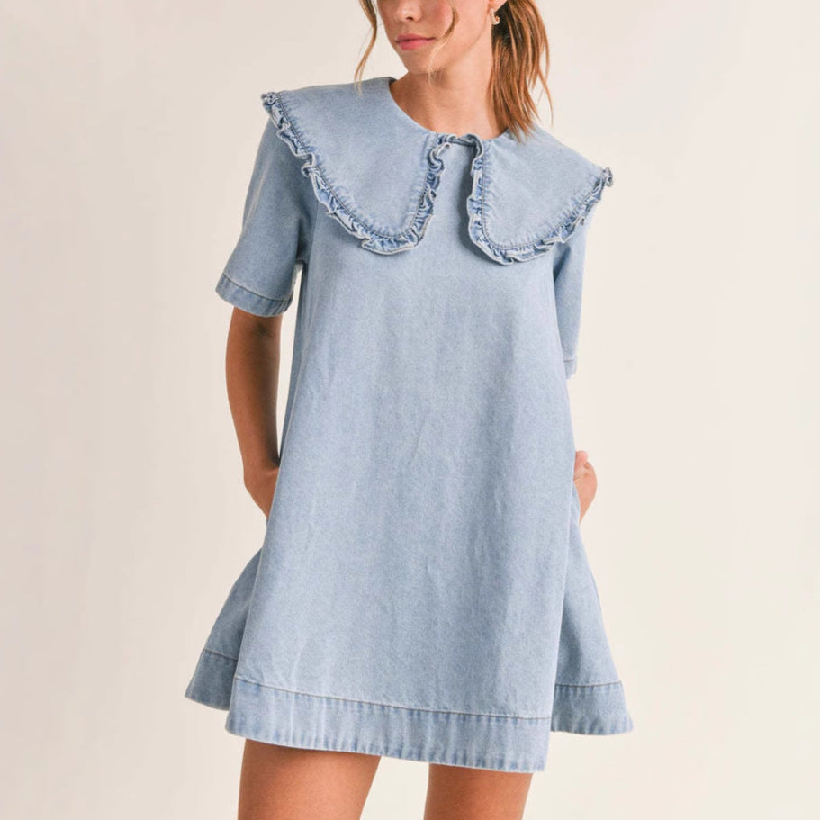 Dame Denim Kjole med legende Ruffle Krave Stilla