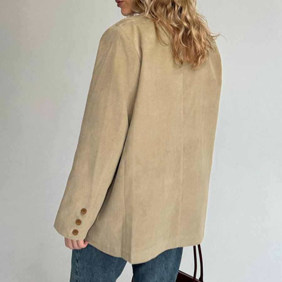 Dame afslappet blazer lavet af blødt cord-stof med lommer og elegant snit Stilla