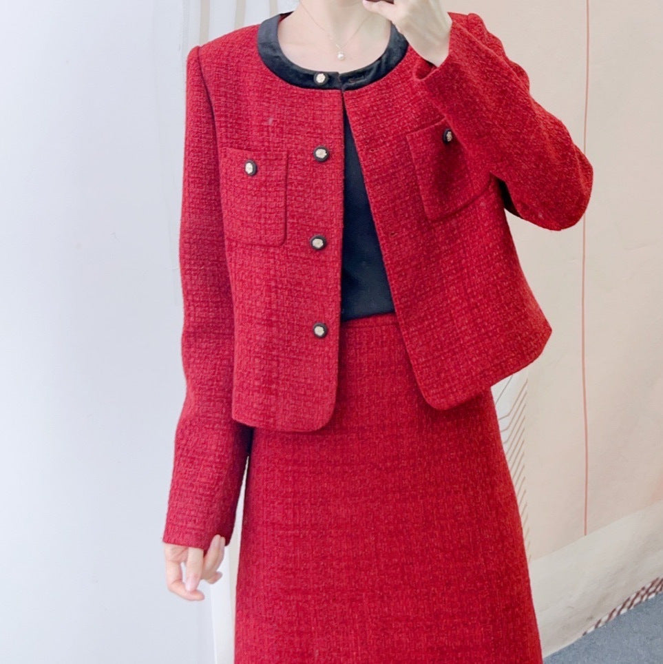 Dame elegant blazer-nederdel-sæt med fashionable knapdetaljer og struktureret tekstur Stilla