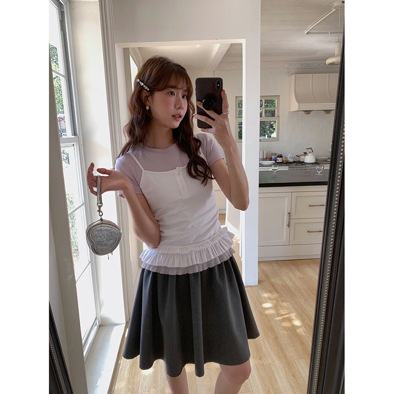 Dame afslappet lag-top med flæsekant og kortærmet nederdel Stilla