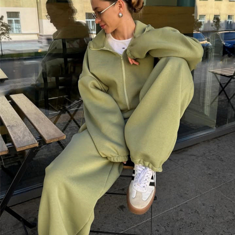 Dame afslappet fleece-sæt med lynlås og elastisk talje Stilla