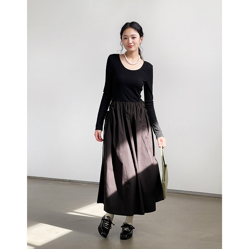 Dame afslappet maxikjole med rundudskæring og sidelærred Stilla