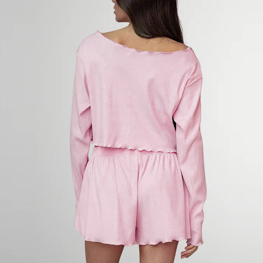 Dame afslappet lounge-sæt med cropped top og shorts lavet af fint strukturgarn Stilla