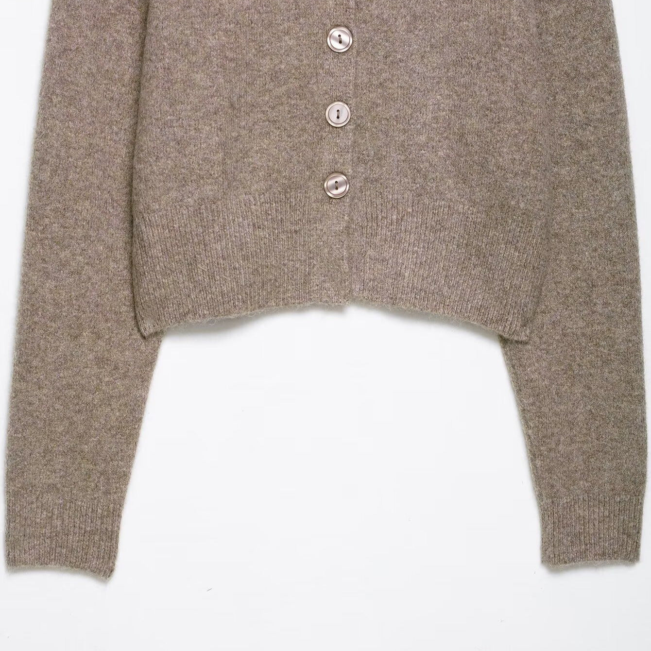 Dame cropped strikjakke med knaplukning Stilla