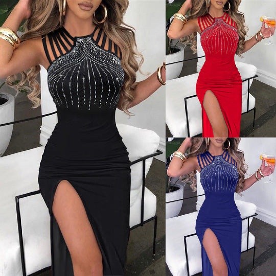 Dame elegant maxikjole med glitrende strassdetaljer og sexy split Stiila