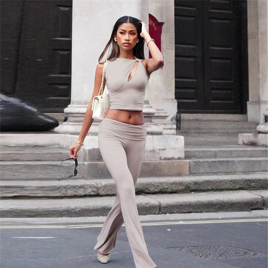 Dame afslappet 2-delt sæt med tætsiddende top og vide ben Stilla