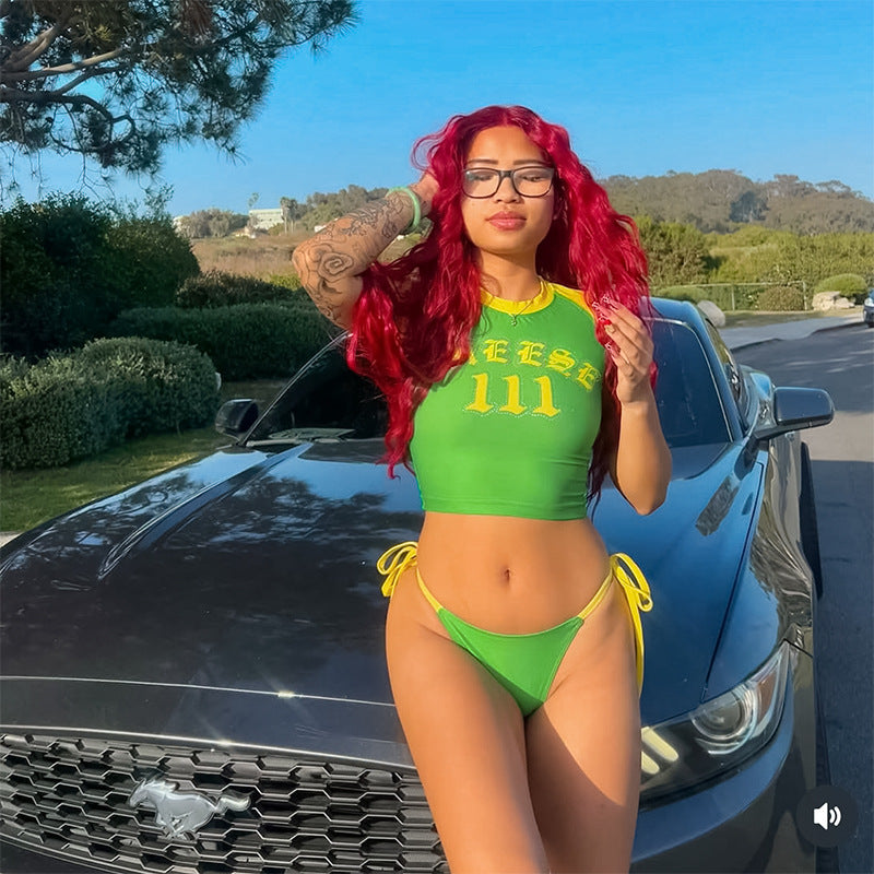 Dame Cropped Graphic T-shirt og High-Waisted Bikini Sæt Stilla