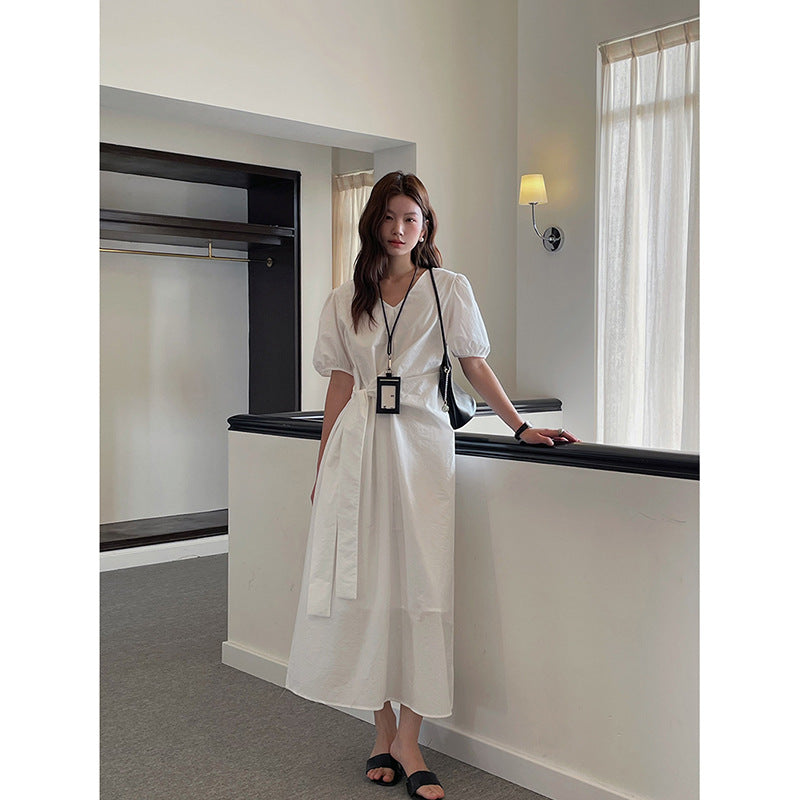 Dame afslappet middelalderkjole med voluminøse ærmer og taljerbar bælte Stilla