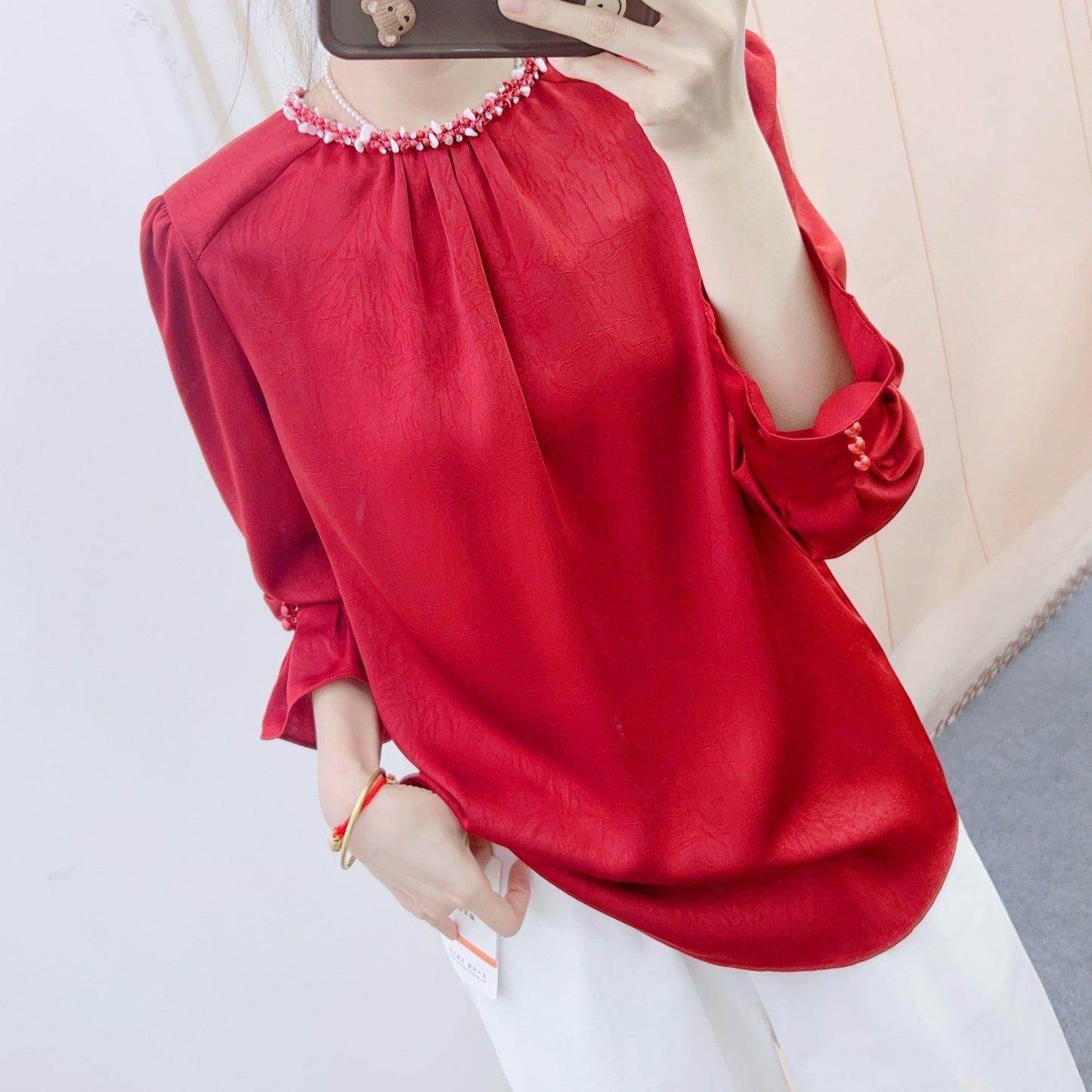 Dame Edel elegant bluse med unikt krave-design og struktureret overflade Stilla