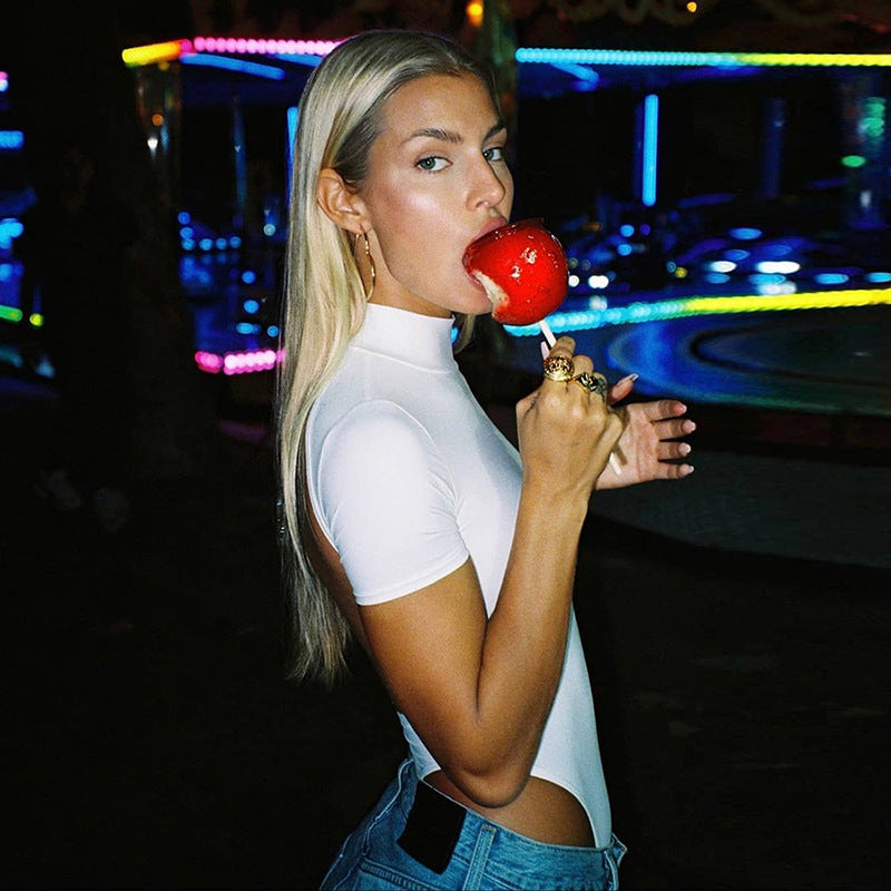 Dame Elegant Body med høj krave og sidelæns cut-outs Stilla