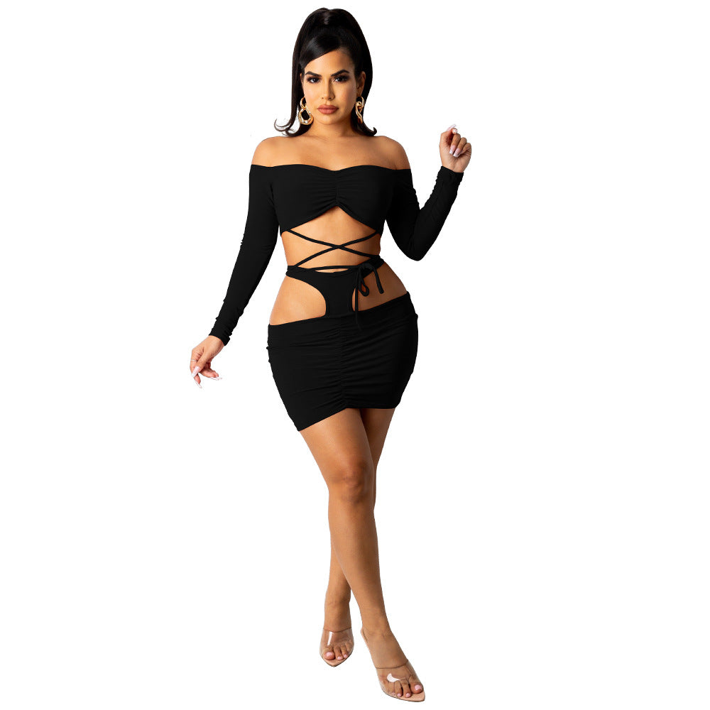 Dame Cut-Out Mini-Kjole med lange Ærmer og raffinerede Rüschendetails Stilla