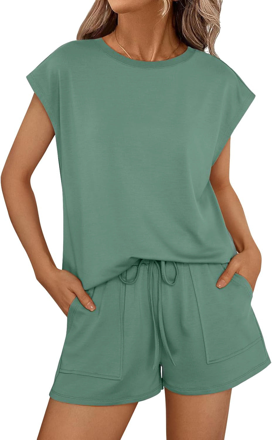 Dame afslappet kortærmet sæt med elastisk talje og praktiske lommer Stilla