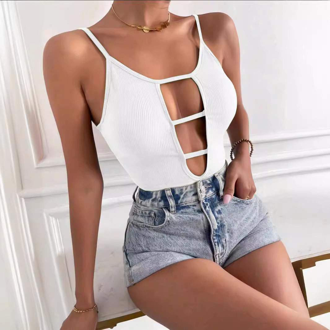 Dame Cut-Out Bodysuit med dyb V-udskæring og fin ribstruktur Stilla
