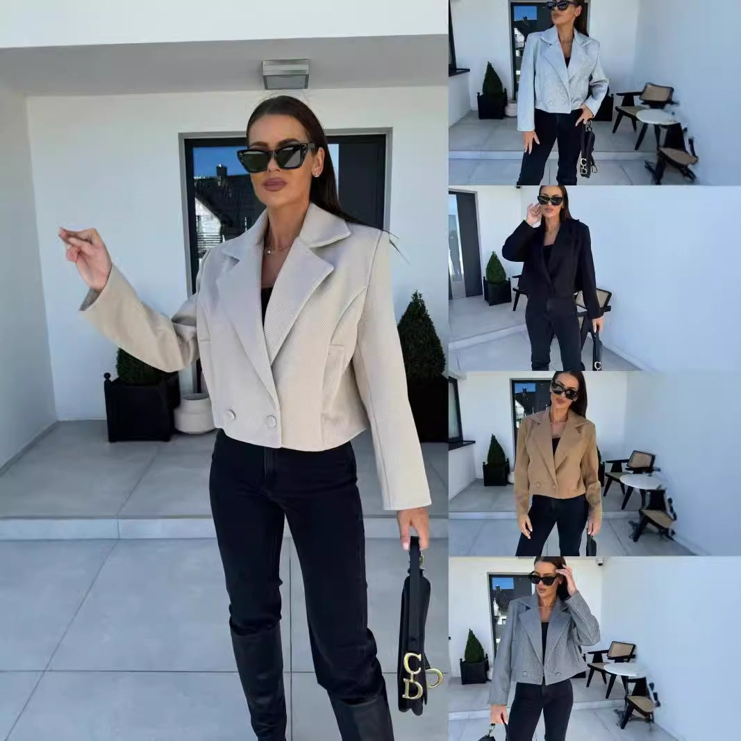 Dame elegant Cropped Blazer i struktureret design med dobbelt knaplukning Stilla