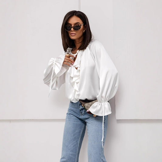 Dame elegant flæsebluse med dyb V-udskæring og puffede ærmer Stilla