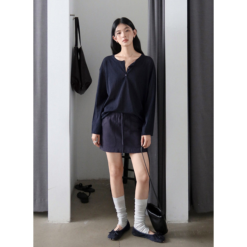 Dame afslappet longsleeve top med praktisk knapliste Stilla