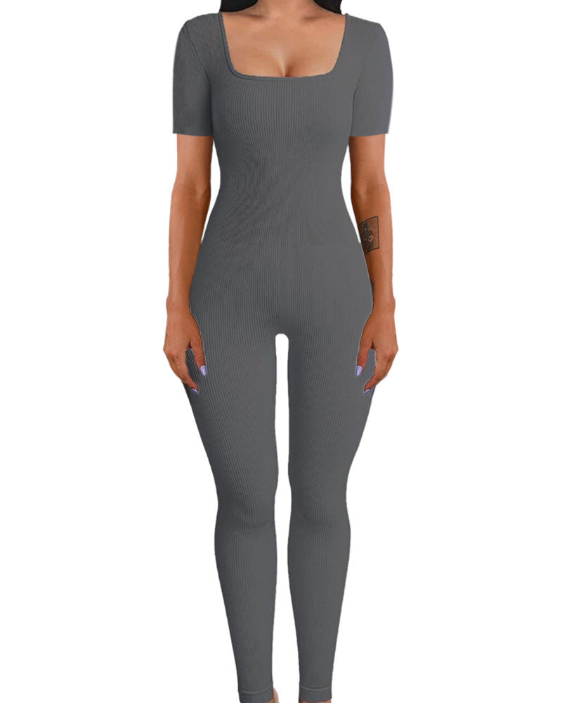 Dame jumpsuit med ribbet design og firkantet udskæring Stilla