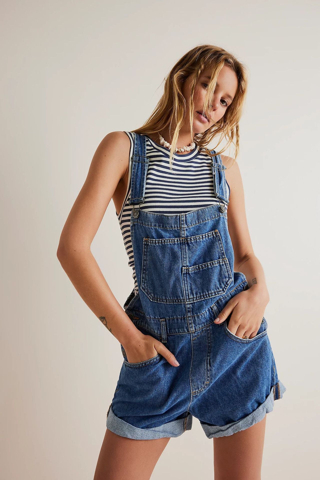 Dame Casual Denim Overalls med funktionelle lommer og justerbare stropper Stilla