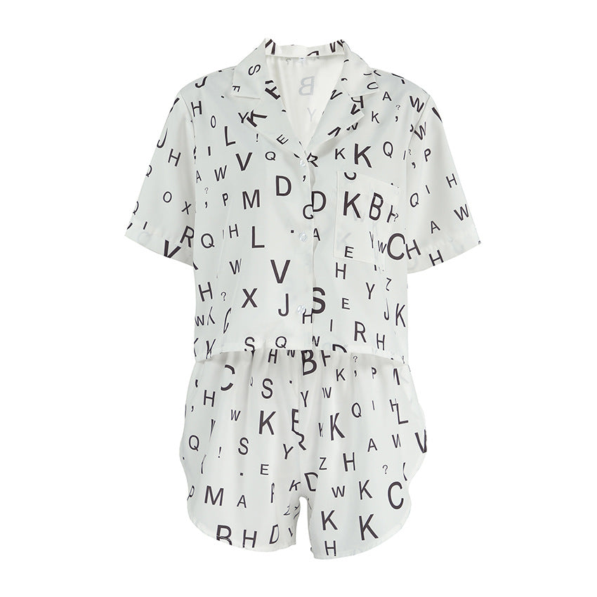 Dame Cropped Pyjama-sæt med alfabetisktryk og elastisk talje Stilla
