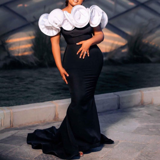 Dame Elegant aftenkjole med dramatisk volumen og figursyet silhuet Stilla