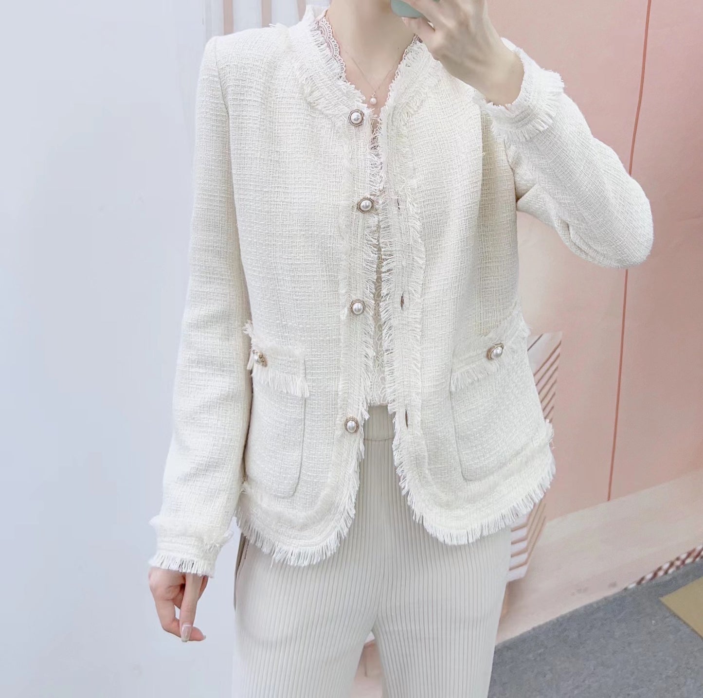 Dame elegant Boucle-jakke med frynser og perleknapper Stilla