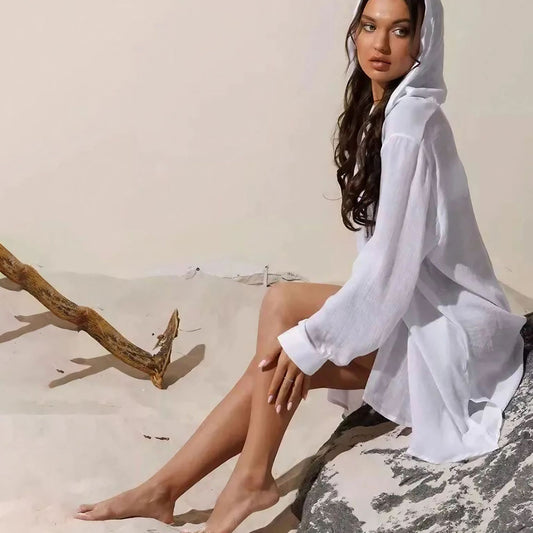 Dame afslappet strandbluse med hætte og knyttet design Stilla