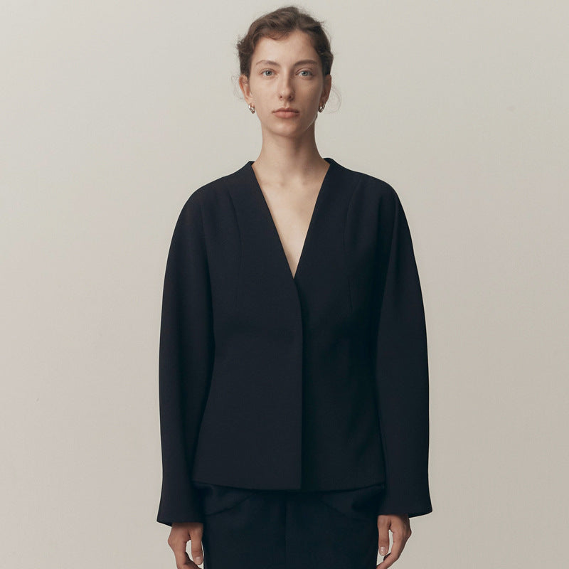 Dame elegant bluse med generøse ærmer og moderne indpakningssnit Stilla