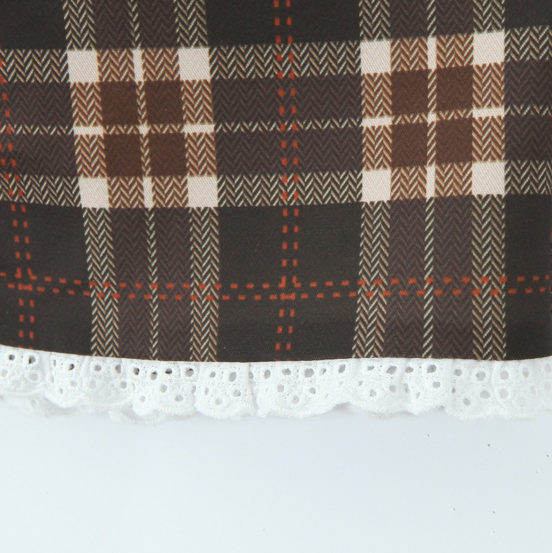 Dame Crop-Top med sexy V-udskæring og legende flæse detaljer Stilla