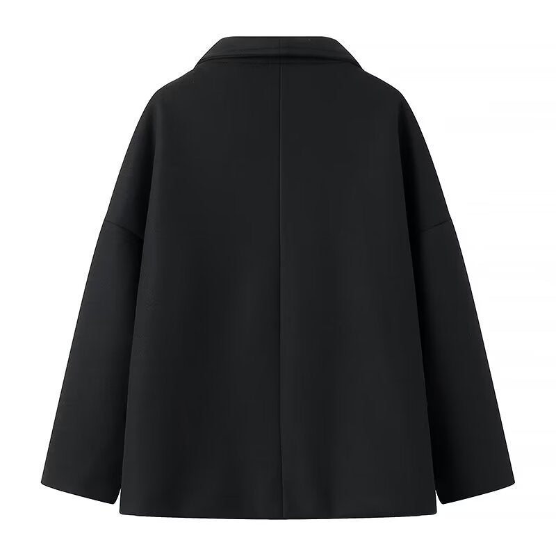 Dame elegant dobbeltrævlet jakke med bred krave og praktiske lommer Stilla