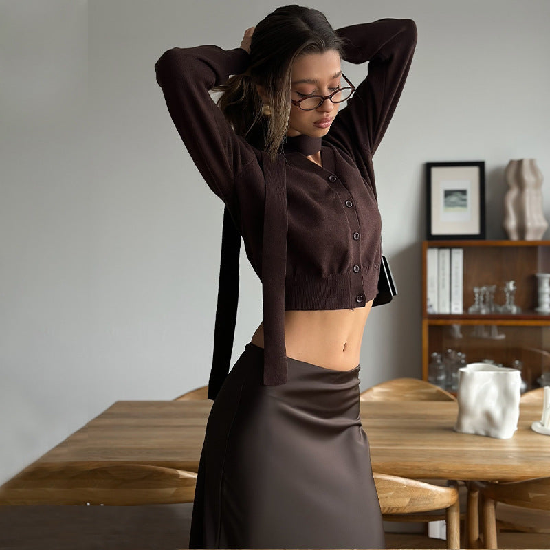 Dame cropped Cardigan med innovativ snøredetalje Stilla