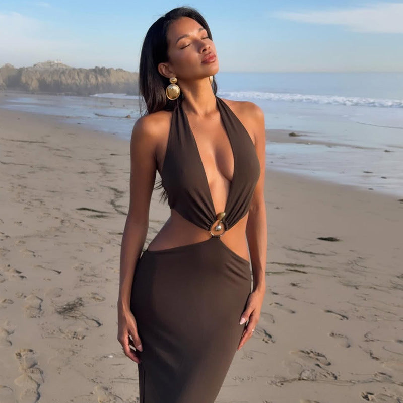 Dame Cut-Out Maxikjole med raffineret Halterneck og elegant detail Stilla