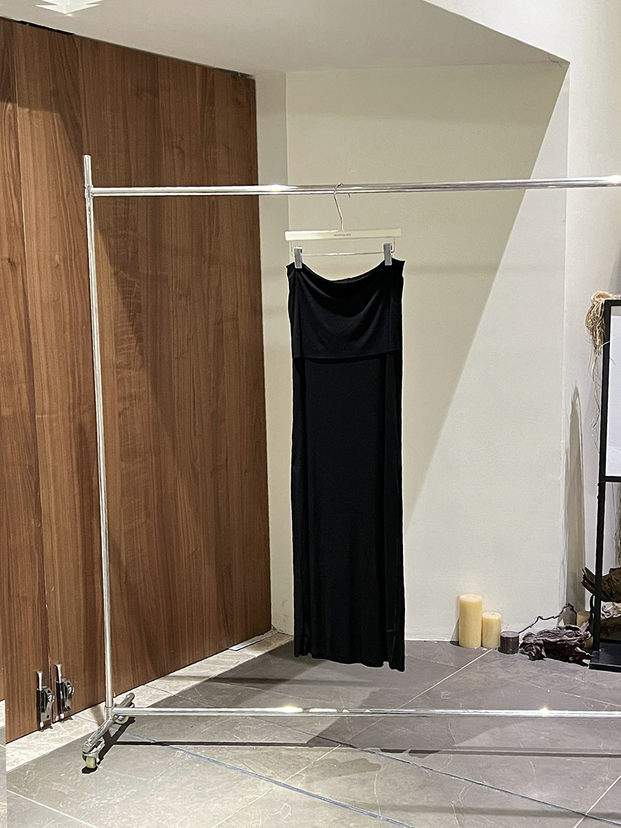 Dame elegant aftenkjole med smal pasform og flydende fald Stilla