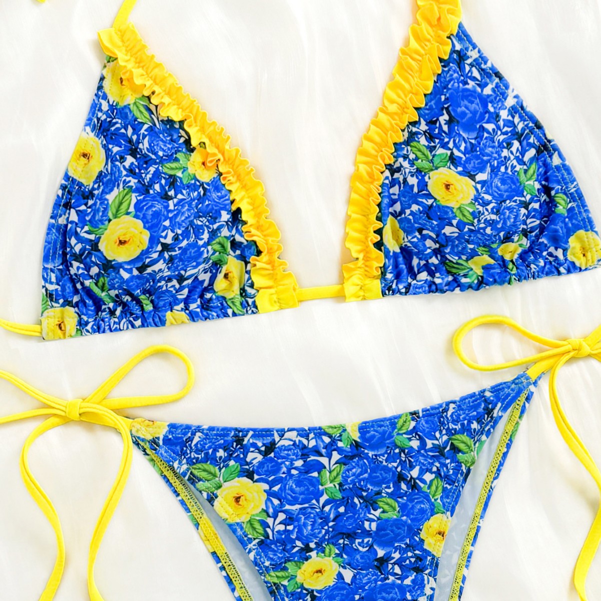 Dame Bikini Stilla