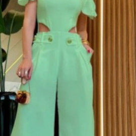 Dame elegant jumpsuit med struktureret cut-out-design og bred bukse Stilla