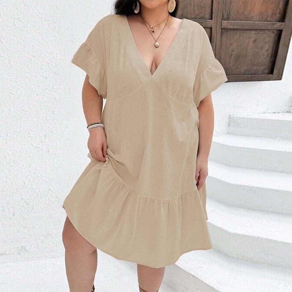 Dame afslappet sommerkjole med V-udskæring og flæsekant Stilla