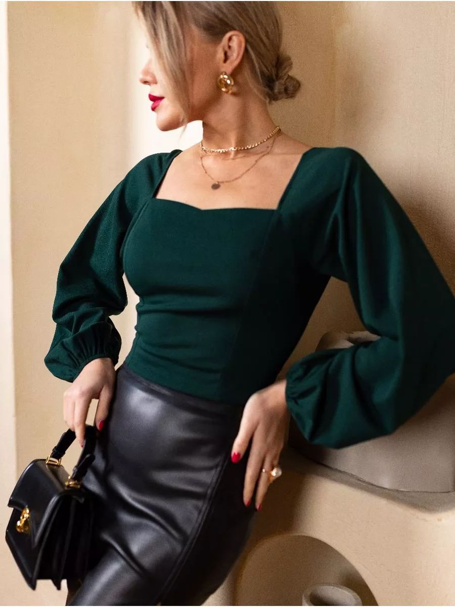 Dame cropped bluse med firkantet udskæring og voluminøse ærmer Stilla