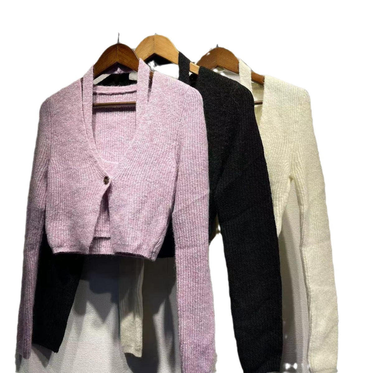 Dame cropped strikjakke med elegant knapdetalje Stilla