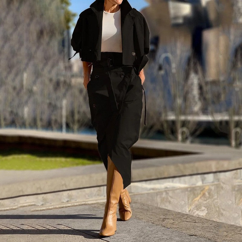 Dame cropped jakke nederdel med knapdesign og elegant snit Stilla