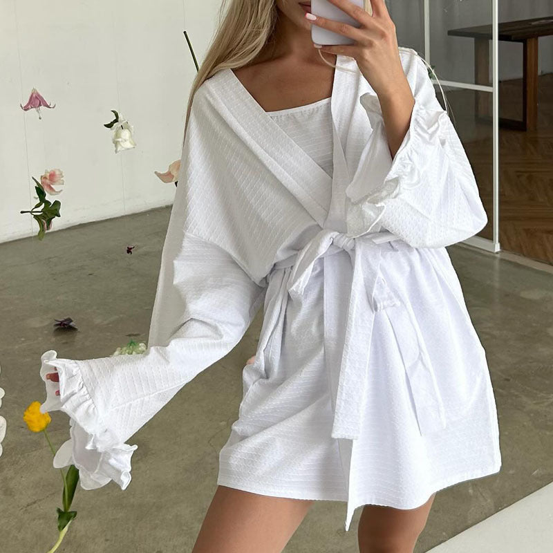 Dame afslappet pyjamasæt med flæseærmer og elastisk talje Stilla