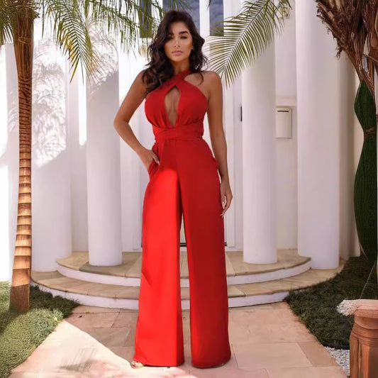 Dame jumpsuit med sexy cut-outs og elegant indpakningsdesign Stilla