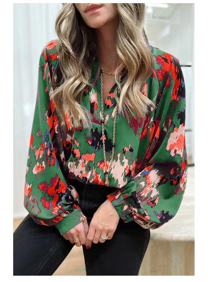 Dame elegant bluse med farverigt mønster og løse ærmer Stilla