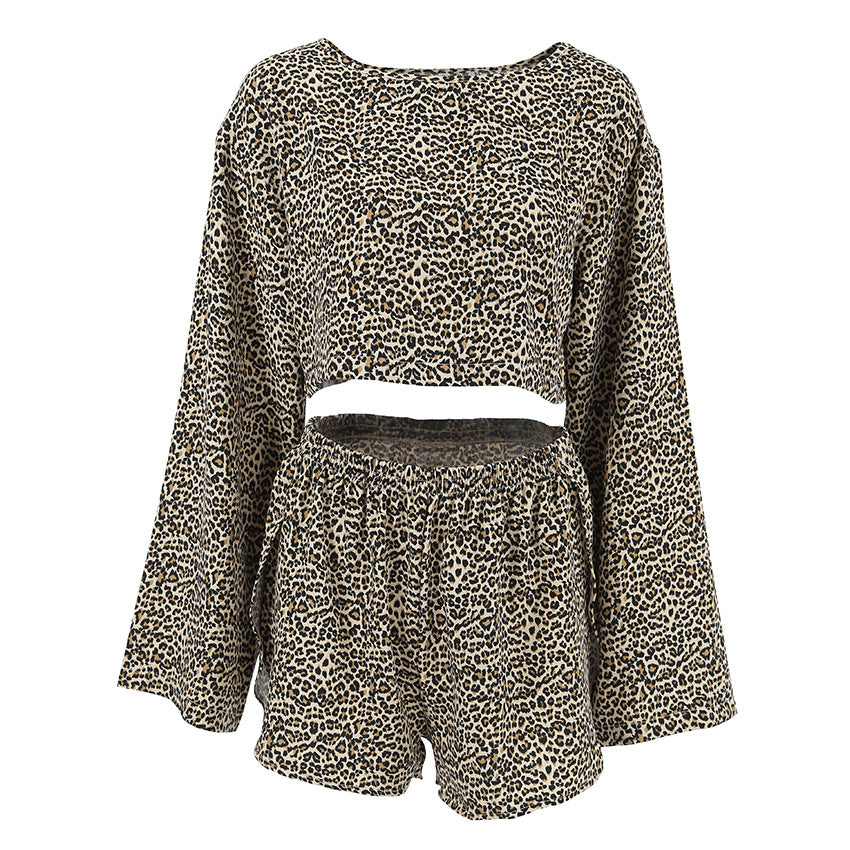 Dame afslappet pyjamas sæt med lange ærmer og dyreprint Stilla