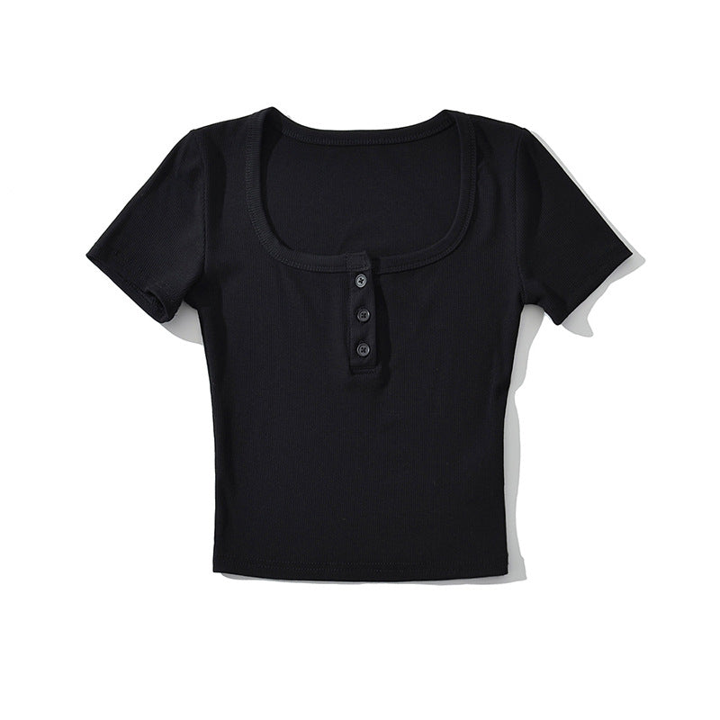 Dame cropped T-shirt med kvadratisk udskæring og knapdetaljer Stilla