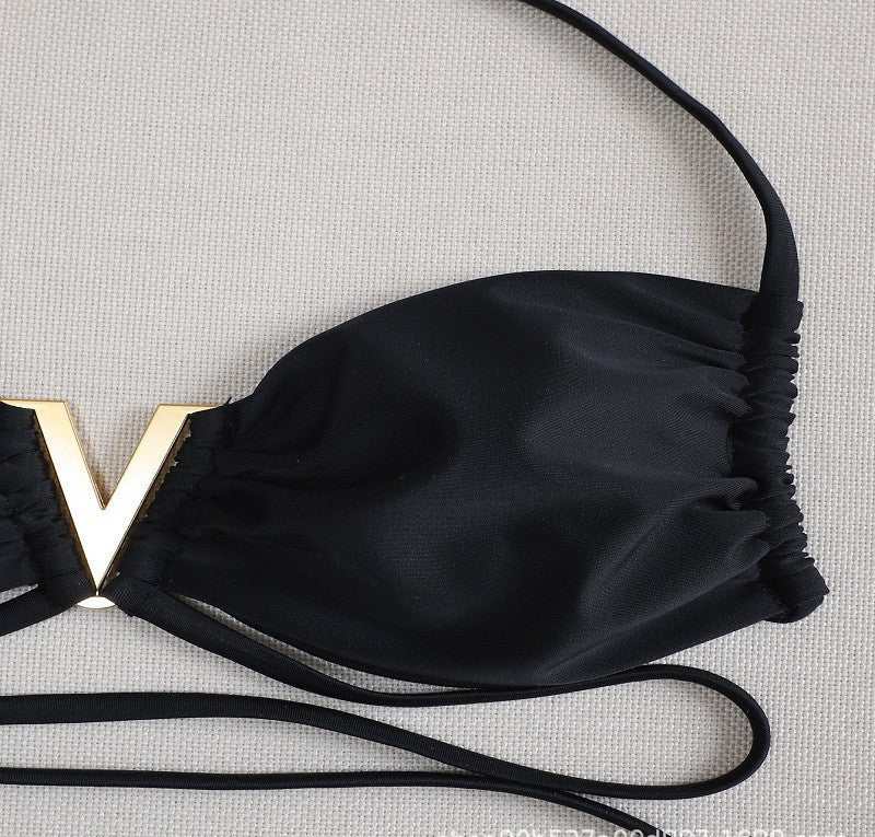 Dame Elegant Cut-Out Bikini med transparent Wrap Skirt Stilla