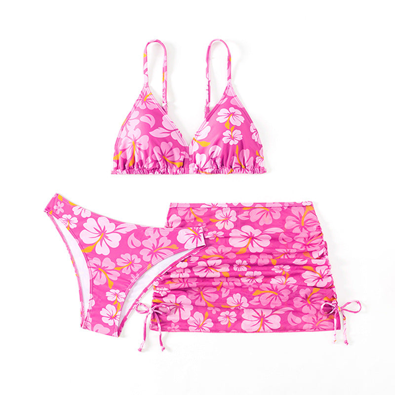 Dame bikini sæt med blomstrede omslagsskjørt og justerbare stropper Stilla
