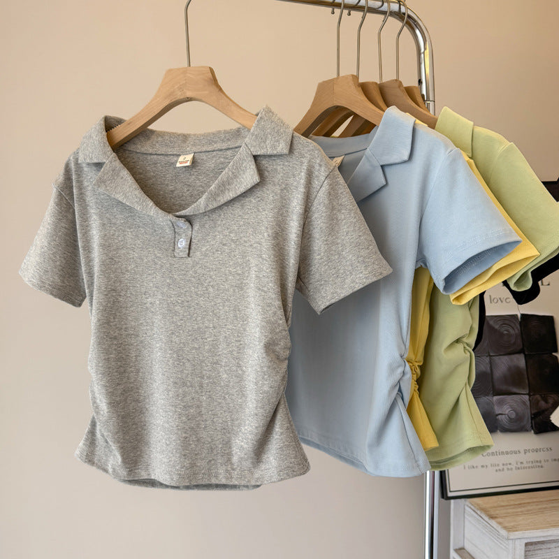 Femme polo t-shirt med korte ærmer og snoretræksdetalje Stilla