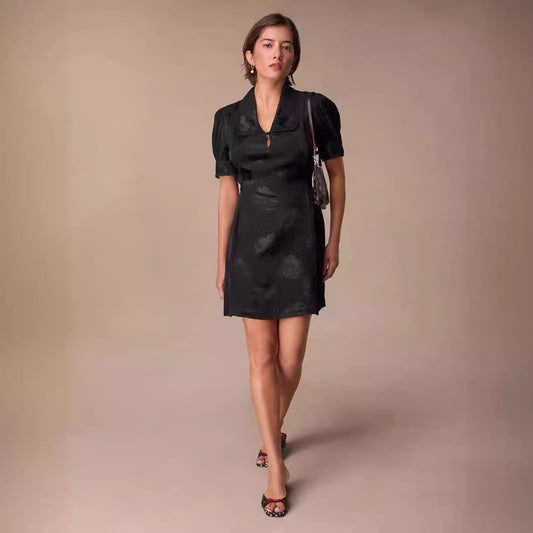 Dame Elegant Bluse med blomsterdesign og fine blondedetaljer Stilla